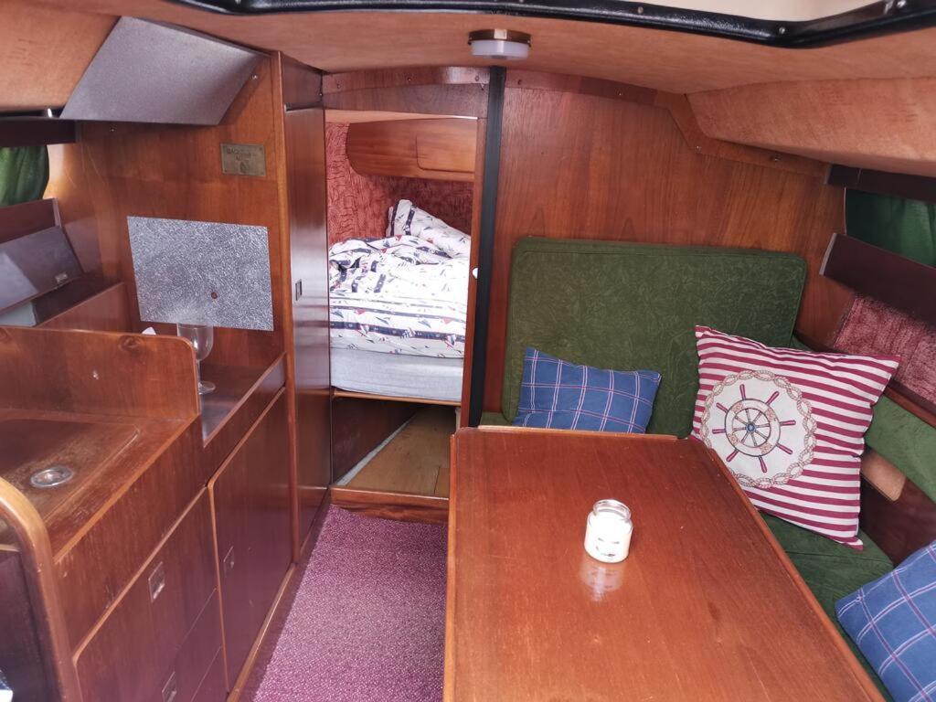Hotel Ubytovani Na Jachte à Lipno nad Vltavou Extérieur photo